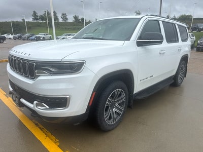 2024 Jeep Wagoneer Premier Group1