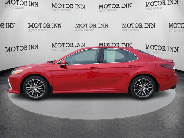 2023 Toyota Camry Hybrid XLE
