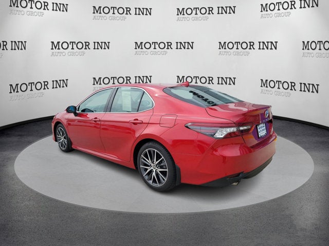 2023 Toyota Camry Hybrid XLE