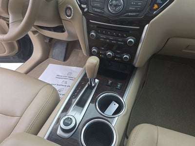 2013 Nissan Pathfinder SL