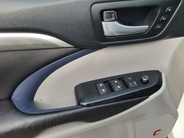 2017 Toyota Highlander Limited