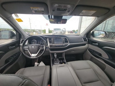 2017 Toyota Highlander Limited