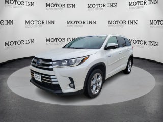 2017 Toyota Highlander Base