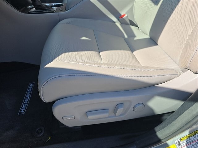 2018 Toyota Highlander Limited Platinum