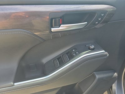 2023 Toyota Highlander Limited