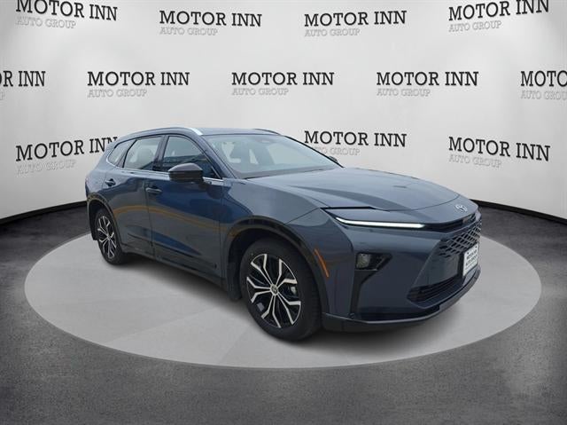 2025 Toyota CROWN SIGNIA XLE