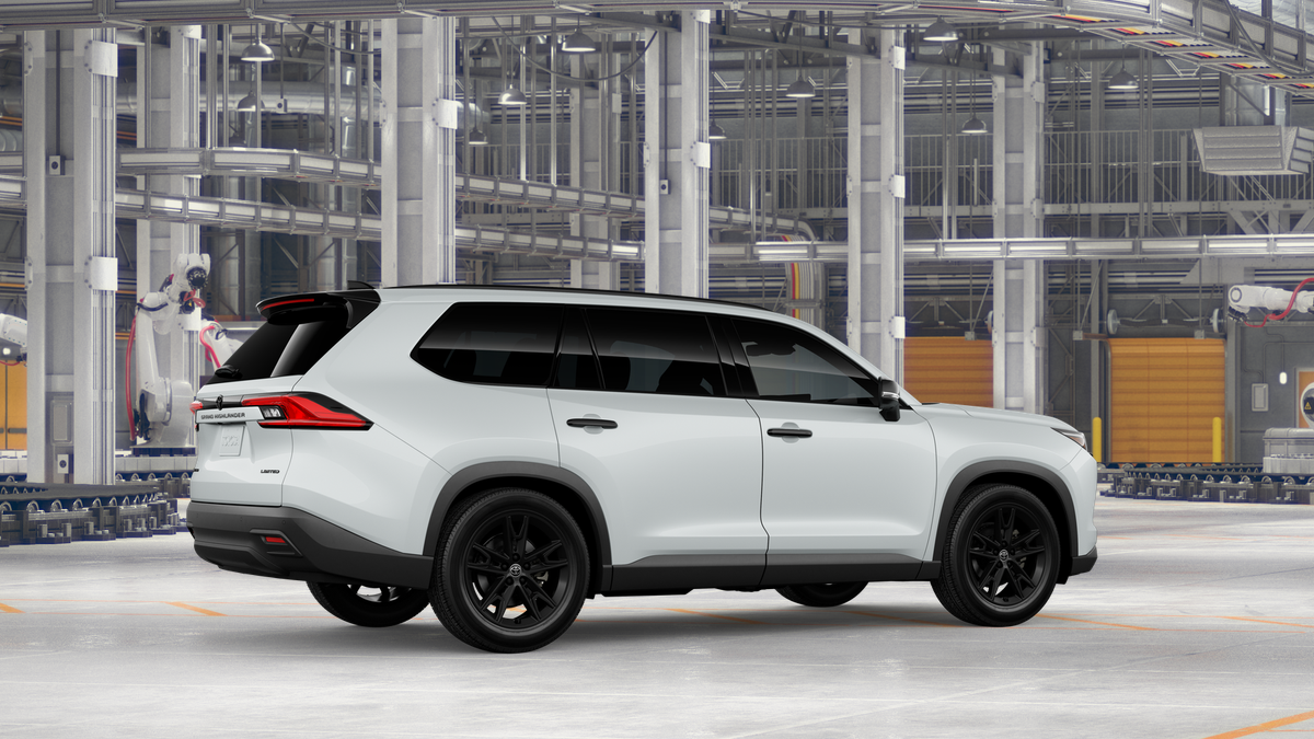 2026 Toyota Grand Highlander Hybrid Hybrid Nightshade