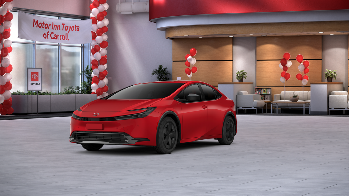 2026 Toyota Prius LE FWD's photo