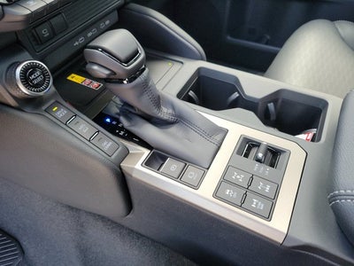 2027 Toyota Land Cruiser 4WD (Natl)