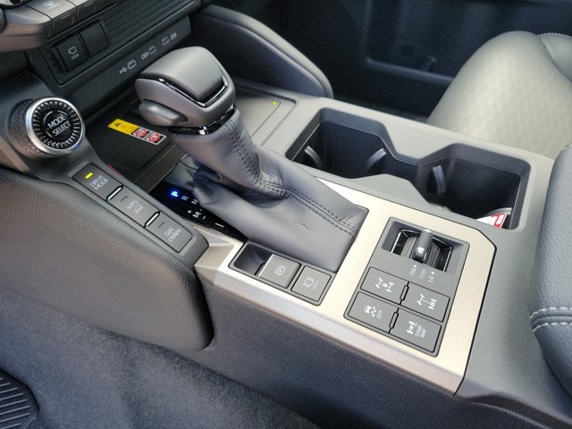 2027 Toyota Land Cruiser 4WD (Natl)